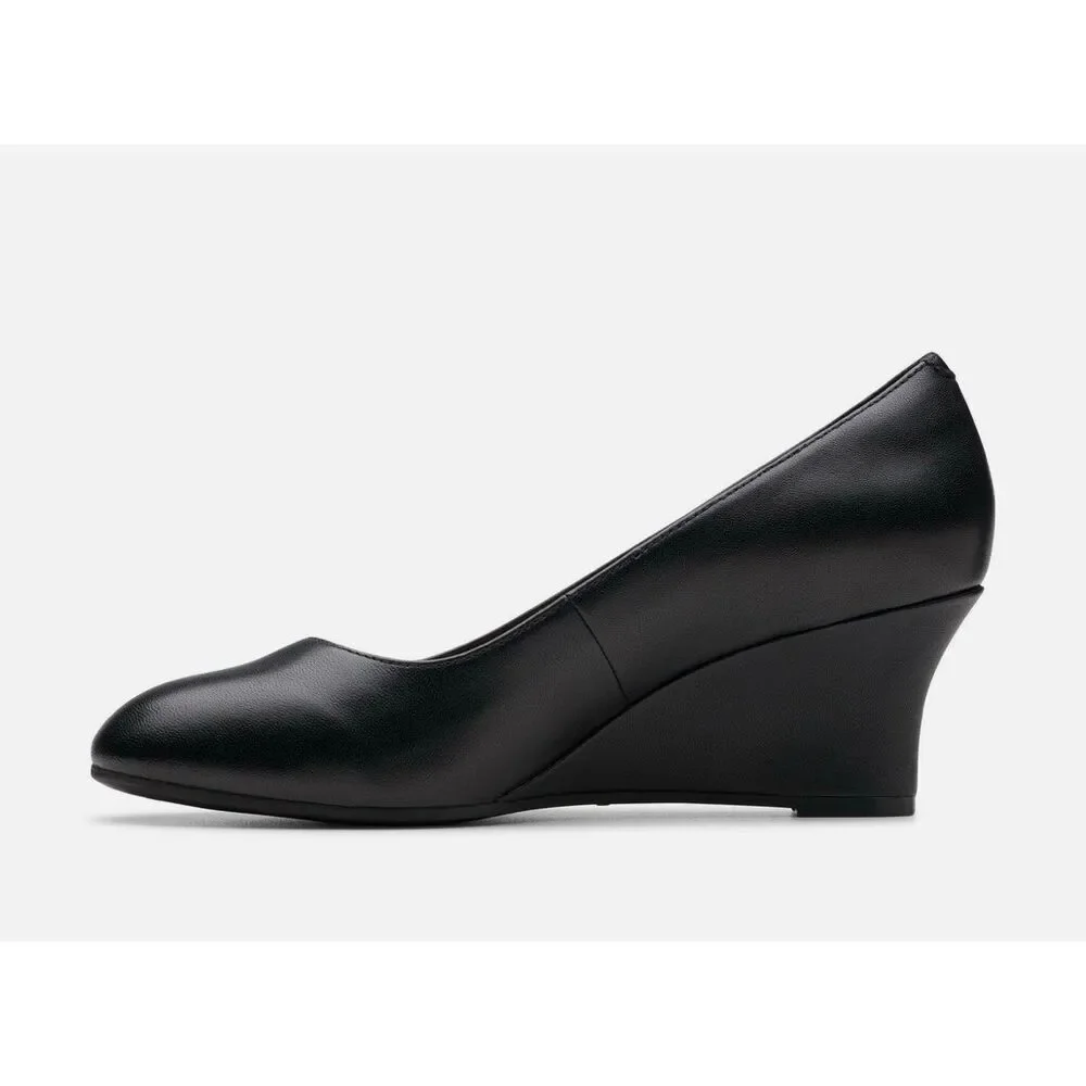 NWT CLARKS Womens Olivette‎ Pearl Black Leather Dress Shoes 11 Slip On Wedge NEW